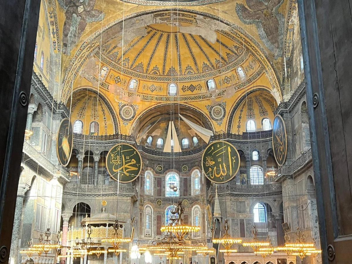 A Million Dollar View In The Heart Of The City イスタンブール エクステリア 写真